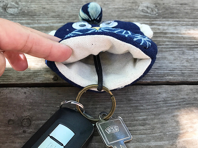YOASOBI 香港限定 Mahjong Key Holder キーホルダー YOASOBI 香港限定 麻雀キーホルダー - メルカリ