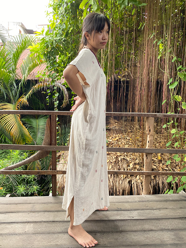 HEMP100% ヤオ族 手縫い 手刺繍 貫頭衣 ロング ワンピース 【パヤカ  