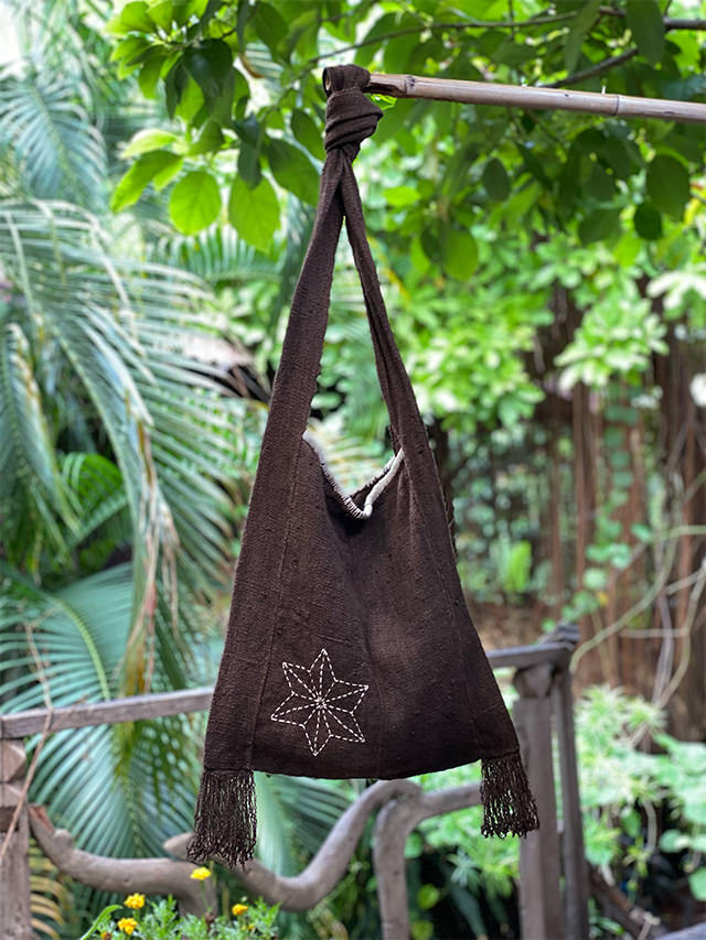 HEMP100% 麻柄手刺繍 手織り手縫い 縄文 ショルダーバッグ・草木染め 
