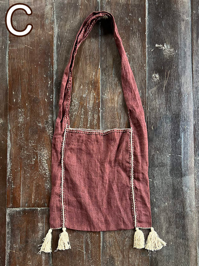 【新品】カレン　ショルダーバッグ　藍染　手織り　古布　ビンテージ　ヘンプ麻 新品】カレン ショルダーバッグ 藍染 手織り 古布 ビンテージ