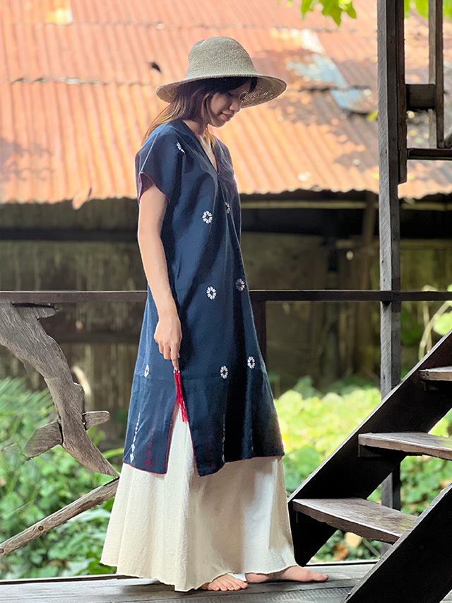 HEMP100% ヤオ族 手縫い手刺繍 貫頭衣 ワンピース (1点もの)【パヤカ
