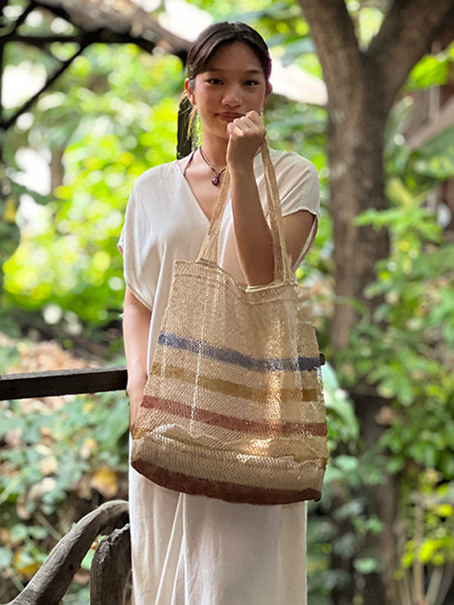 GLOWNY ■ COTTON PILLOW BAG ショルダーバッグ GLOWNY(グロウニー)のレディース ショルダーバッグ・ポシェット