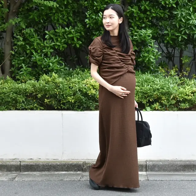 授乳服 ワンピース 半袖 マタニティ 授乳口付き ジャガード 袖デザイン シャーリング アシンメトリー 春夏 Pearls パールズ