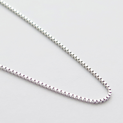 ホワイトゴールドベネチアン40cm0.6mmアップ