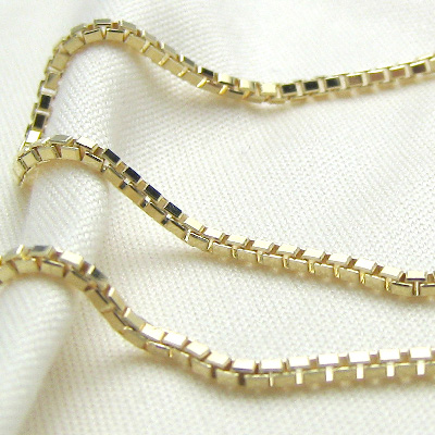 イエローゴールドベネチアン50cm1.4mmアップ