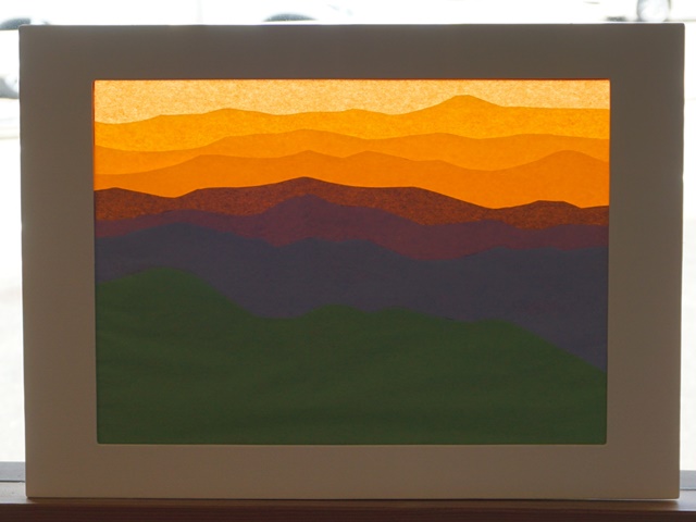 山の連なり夕やけ