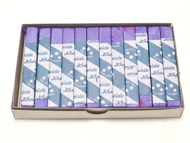 チョーク・青紫