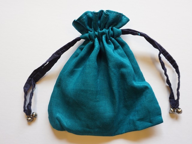 鈴付き巾着袋口琴