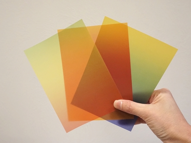 レインボートレーシングペーパー