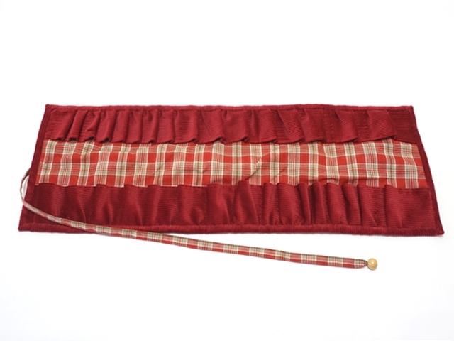 クレヨンケース12色赤