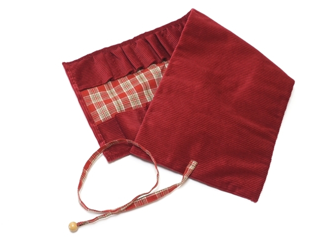 クレヨンケース12色赤