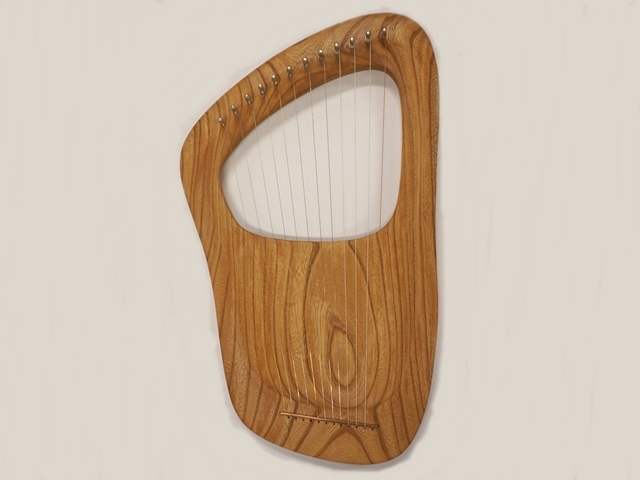 ペロルライア12弦ケヤキ