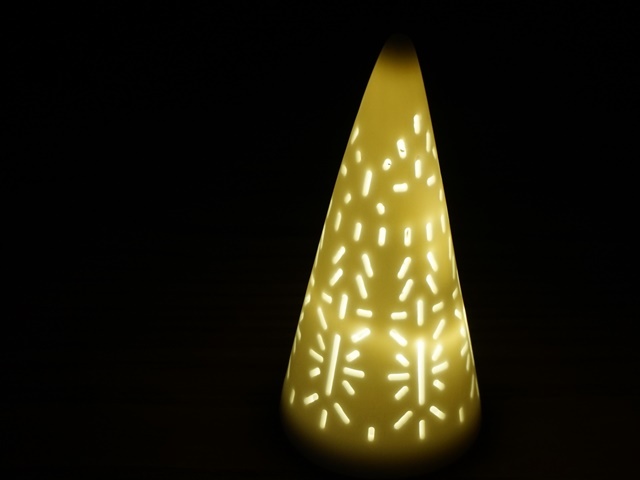 1540 クリスマスledライト ツリー中 電池式