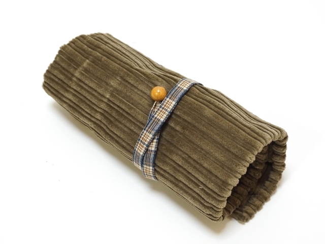 クレヨンケース10色5