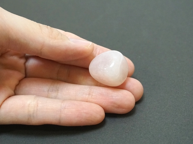 ローズクオーツ・サイズ感