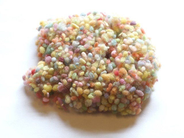 にじ染め羊毛ネップぱすてる