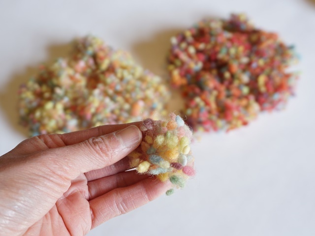 にじ染め羊毛ネップぱすてる