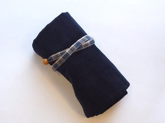 クレヨンケース16色青