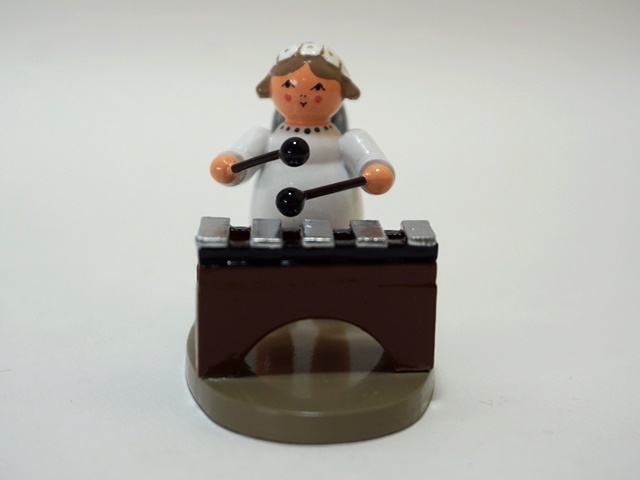 シロホンを鳴らす天使1655