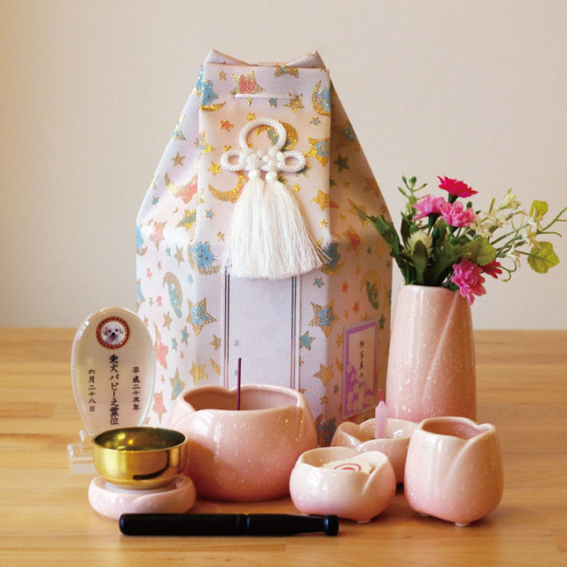 ペット仏具 やわらぎの花 ピンク - ペット仏壇・仏具・骨壷・位牌の