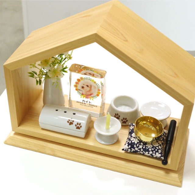 ペット仏壇 ヒノキの 仏壇 おうち型 木製 おしゃれ かわいい