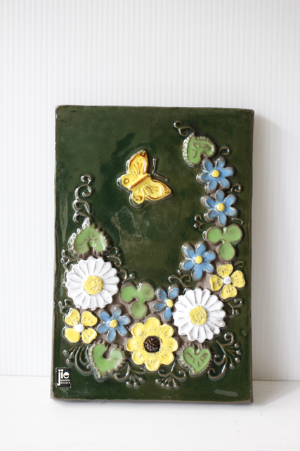 北欧ヴィンテージ/jie gantofta社/陶板の壁掛け/お花畑と蝶々/SOLD OUT