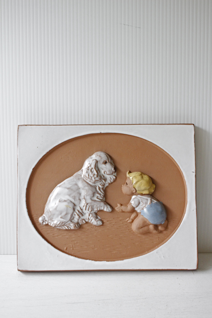 北欧ヴィンテージ/jie gantofta社/陶板の壁掛け/赤ちゃんと大きなわんちゃん/SOLD OUT