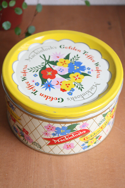 ヴィンテージ缶