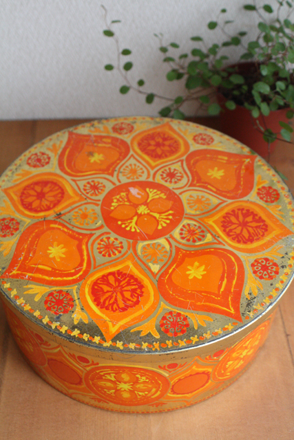 ヴィンテージ缶