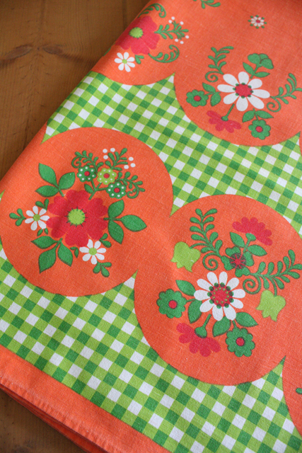 北欧ヴィンテージクロス/チェックとお花/SOLD OUT