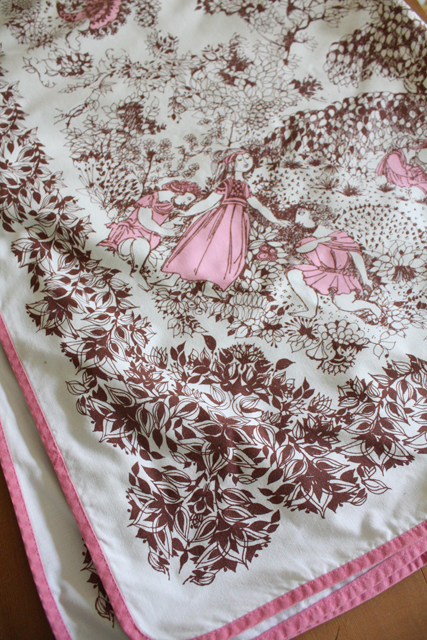 Bjorn　Wiinblad（ヴョルン・ウィンブラッド）/テーブルクロス/SOLD OUT