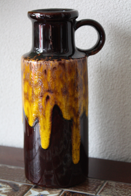 ドイツ/ヴィンテージ持ち手付き花瓶/ブラウン×イエロー/SOLD OUT