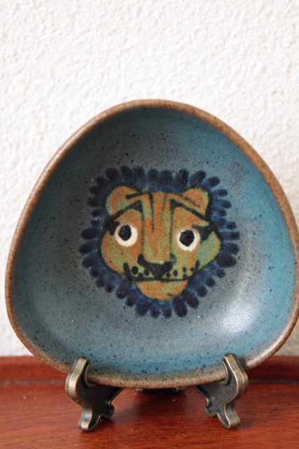 DYBDAHL/三角ボウル/ライオン/SOLD OUT