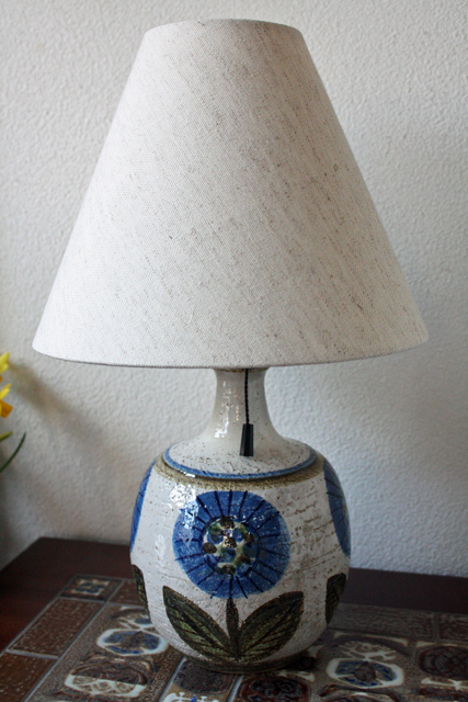 Soholm（スーホルム）/テーブルランプ/ブルーのお花/SOLD OUT