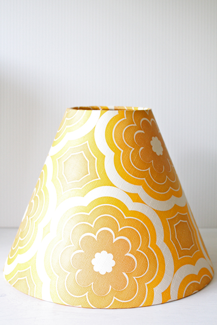 北欧照明/ランプシェード/ヴィンテージの壁紙/フラワーモチーフ/SOLD OUT