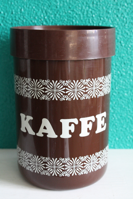 Erik　Kold（エリック・コルド）プラスティックキャニスター/ブラウン/KAFFE/SOLD OUT
