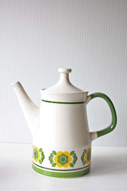 東欧ヴィンテージ/コーヒーポット/フラワーモチーフ/SOLD OUT