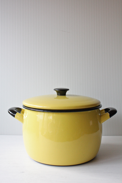 北欧ヴィンテージ/Kokumus/ホーローキャセロール鍋/クリームイエロー/SOLD OUT