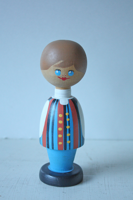 北欧ヴィンテージ/フィンランド/木製のお人形/青い目の男の子/SOLD OUT