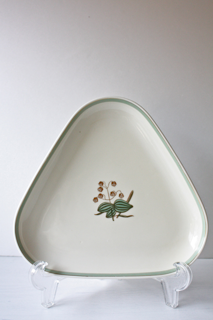 北欧ヴィンテージ/Royal Copenhagen（ロイヤルコペンハーゲン）/三角皿/すずらん/SOLD OUT