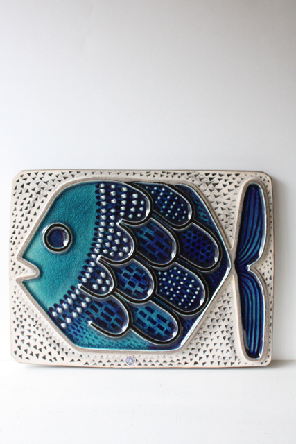 北欧ヴィンテージ/Upsala Ekeby（ウプサラエクビー）/陶板の壁掛け/ブルーのお魚/SOLD OUT