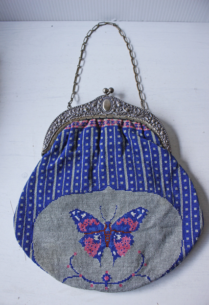 北欧ヴィンテージ/手刺繍バック/蝶々