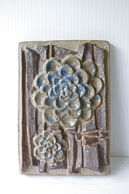 北欧ヴィンテージ/Michael Andersen & Son社/陶板の壁掛け/青いお花/SOLD OUT