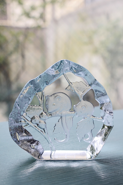 北欧ヴィンテージ/ガラスのオブジェ/スウェディッシュグラス/ WWF/野ねずみの親子/SOLD OUT