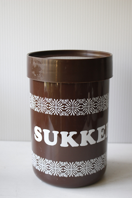 1/Φ12cm、高さ18cm