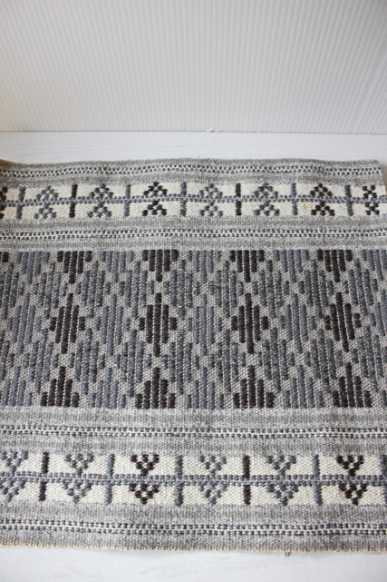 北欧織物/スウェーデン/ドゥーカゴング/幾何学模様