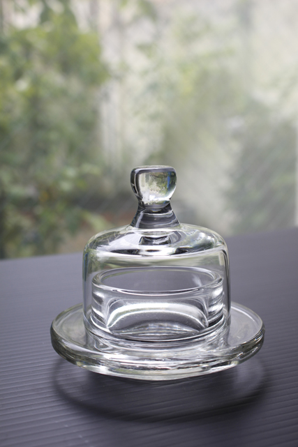 北欧ヴィンテージ/ガラスの蓋つき付き器/レトロデザイン/SOLD OUT