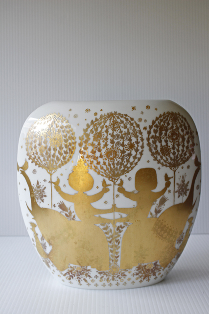 北欧ヴィンテージ/Bjorn Wiinblad/オーバル花瓶/白磁×金彩