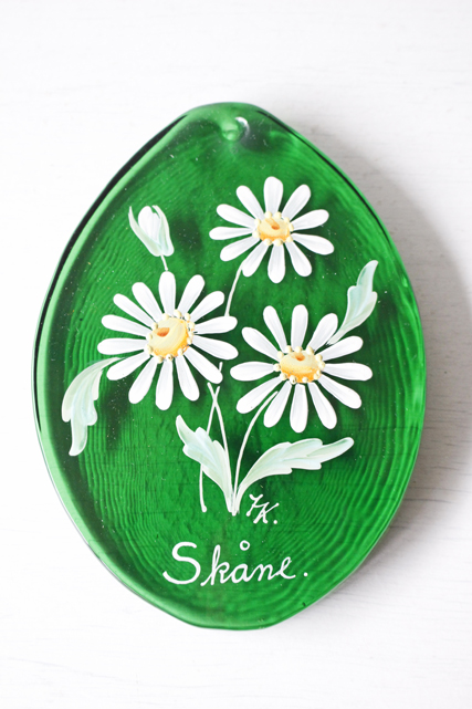 北欧ヴィンテージ/スウェーデン/ペイントガラスのサンキャッチャー/白いお花/SOLD OUT