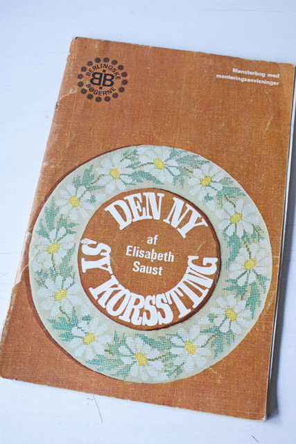 ヴィンテージ手芸本/刺繍編/1967年/SOLD OUT